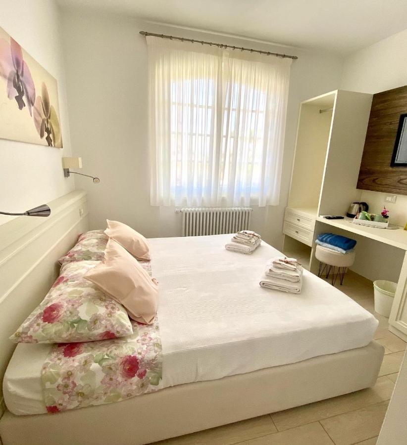 Bellaisa Bed & Breakfast Camaiore Luaran gambar